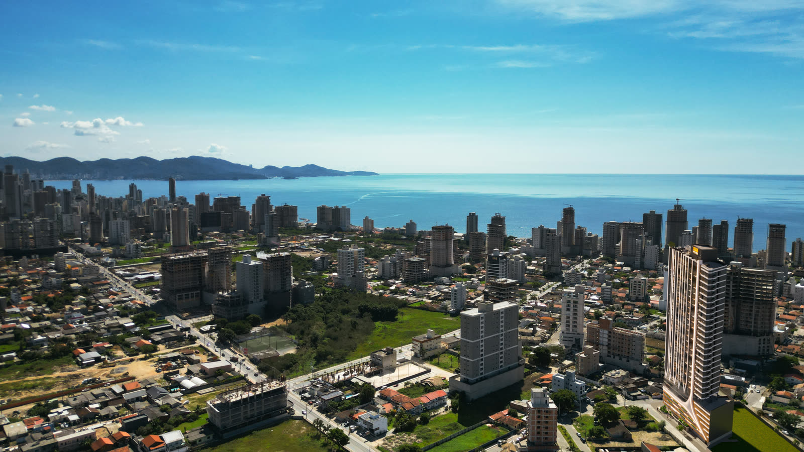Summer Bay Home no Balneário Perequê, Itapema — Santa Catarina